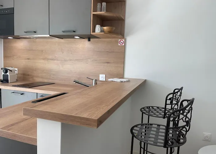 Les Hyacinthes 6 아파트 사흘라 라 카네다